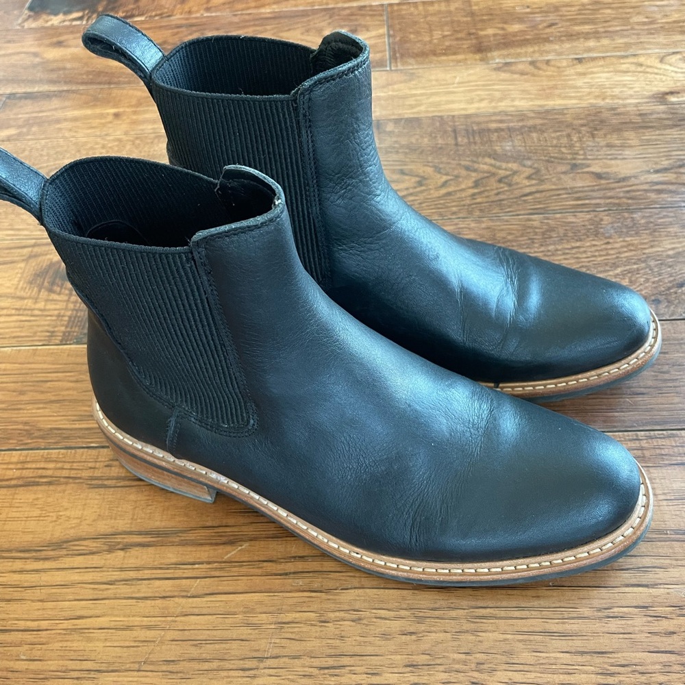 Nisolo black boots